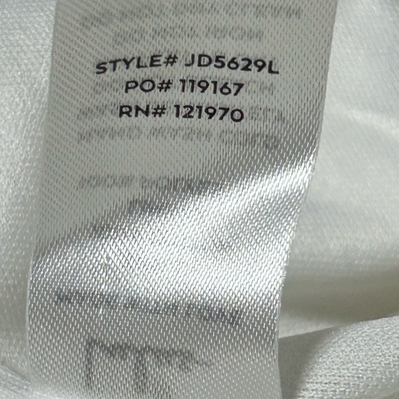 Lulu's White Dress - Picture 12 of 13